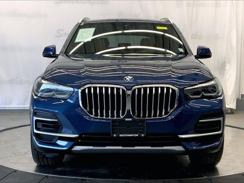Certified 2023 BMW X5 xDrive40i w/ Premium Package image 2