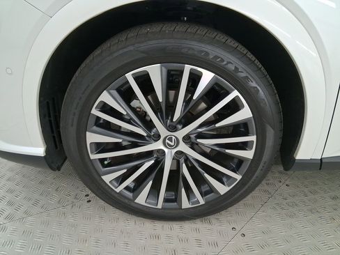 Used 2024 Lexus RX 350 Premium Plus w/ Convenience Package image 11