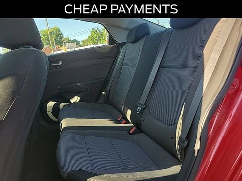 Used 2022 Hyundai Accent Limited FWD image 11