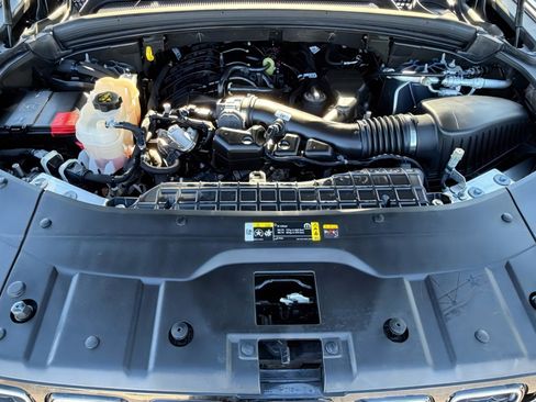 Used 2024 Jeep Grand Cherokee L Limited w/ Trailer Tow Package image 35