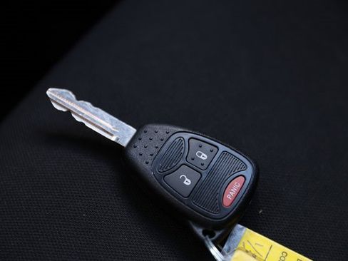 Used 2018 Jeep Wrangler Sahara w/ Connectivity Group image 24