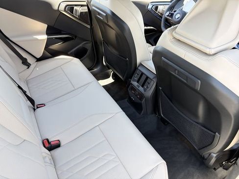 New 2026 BMW X3 xDrive30 w/ Premium Package AWD/4WD image 14