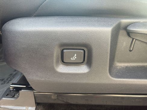 Used 2024 Toyota Tacoma SR5 image 22