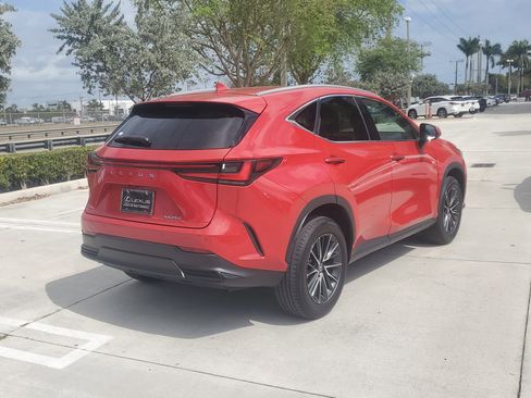 Certified 2024 Lexus NX 250 FWD w/ Towing Package (2000 Lbs) image 10