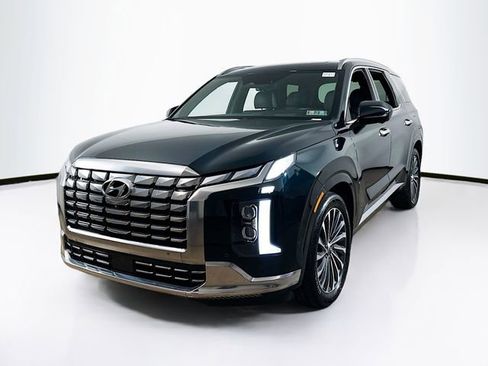 Certified 2025 Hyundai Palisade Calligraphy AWD/4WD image 4