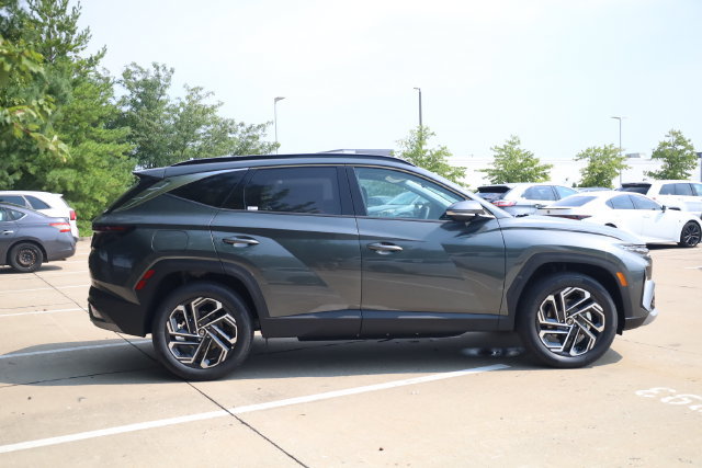 New 2026 Hyundai Tucson Limited AWD/4WD image 5