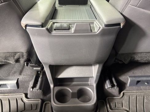 Used 2024 Toyota Sienna XSE AWD/4WD image 12