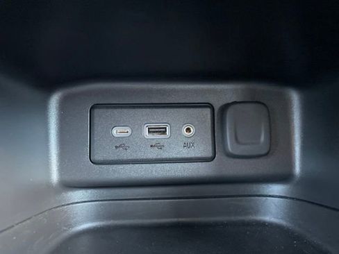 Used 2024 Chevrolet Equinox LT image 26