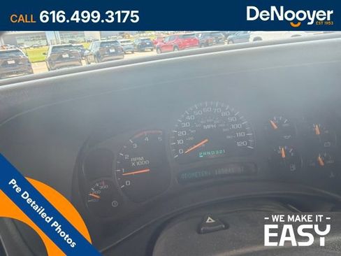 Used 2005 Chevrolet Silverado 2500 LT w/ Heavy-Duty Power Package AWD/4WD image 10