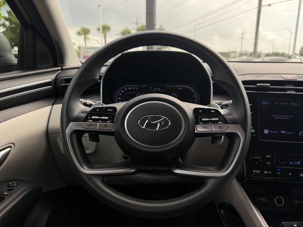 Used 2022 Hyundai Tucson Blue AWD/4WD image 11