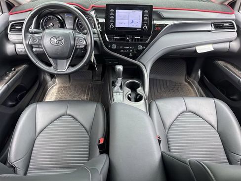 Used 2024 Toyota Camry SE FWD image 10