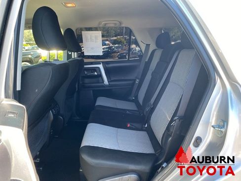 Used 2016 Toyota 4Runner SR5 AWD/4WD image 22