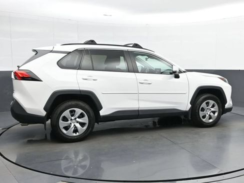 Used 2021 Toyota RAV4 LE w/ Carpet Mat Package (TMS) AWD/4WD image 8