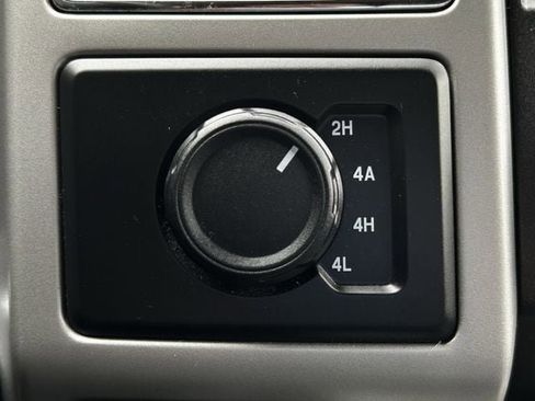 Used 2020 Ford F150 Lariat AWD/4WD image 21