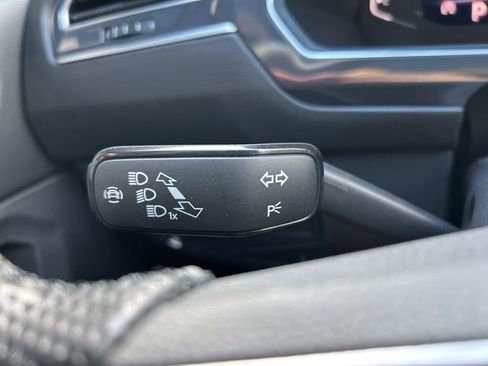 Used 2024 Volkswagen Tiguan SEL R-Line image 29