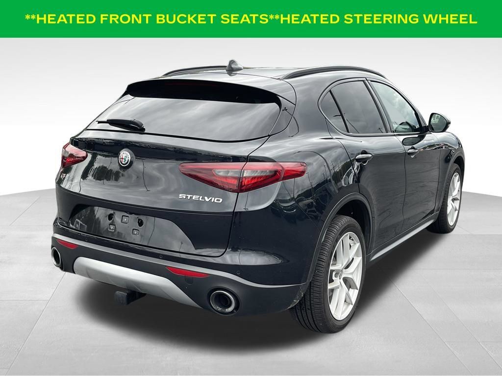Used 2018 Alfa Romeo Stelvio Ti Sport AWD/4WD image 8
