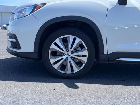 Used 2022 Subaru Ascent Limited w/ Technology Package AWD/4WD image 11