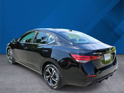 Used 2025 Nissan Sentra SV w/ Trunk Package FWD image 7