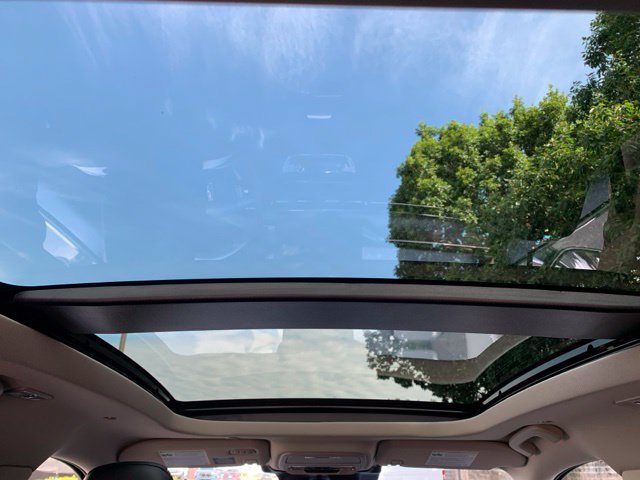 Certified 2025 Lincoln Corsair Reserve w/ Jet Appearance Package AWD/4WD image 15