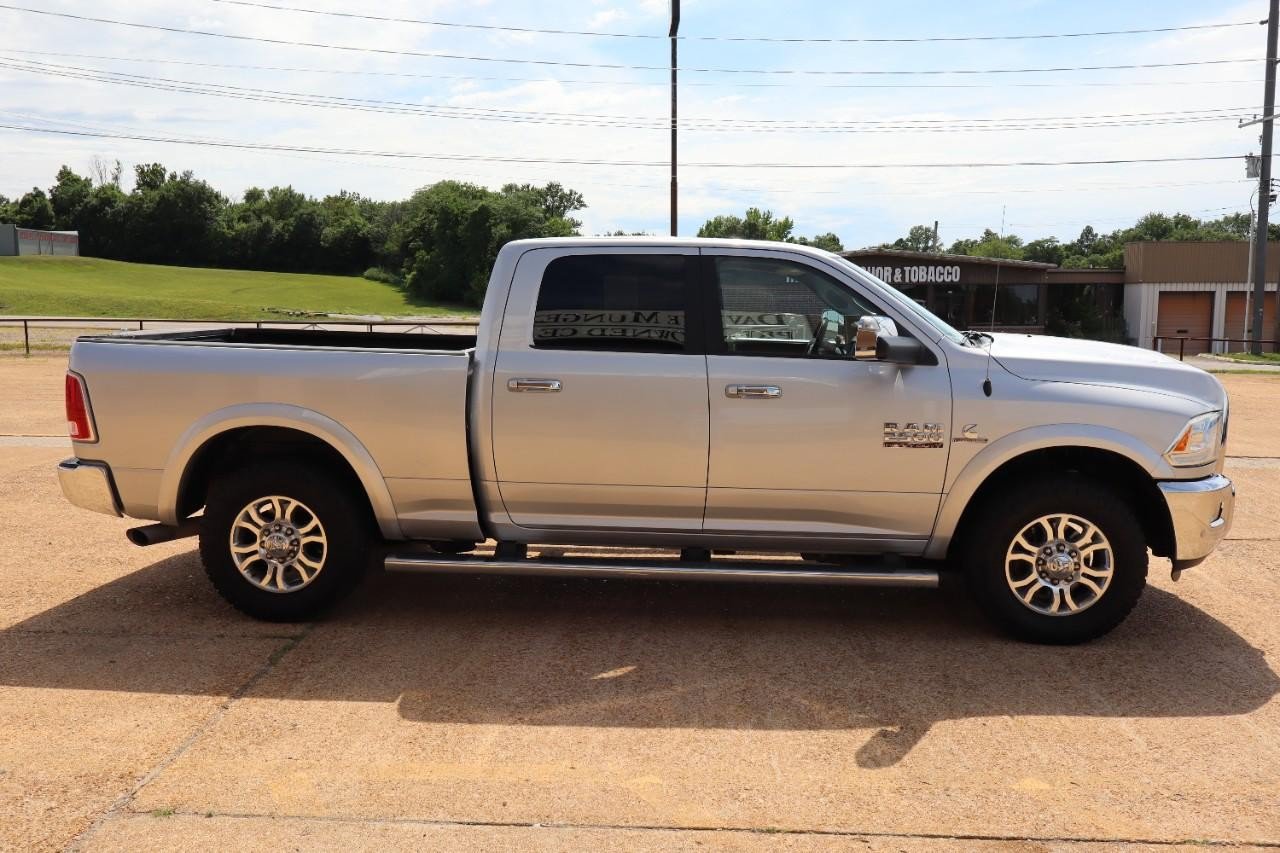 Used 2018 RAM 2500 Laramie w/ Convenience Group RWD image 7