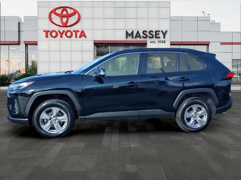Used 2023 Toyota RAV4 XLE FWD image 6