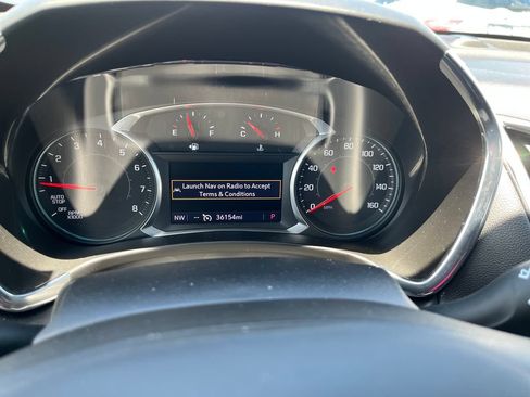 Used 2020 Chevrolet Equinox LT FWD image 15