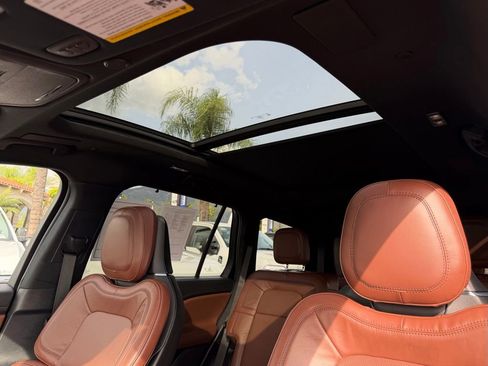 Used 2025 Lincoln Aviator Reserve w/ Equipment Group 201A image 19