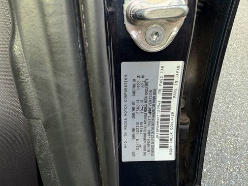 Used 2019 MAZDA MAZDA3 AWD Hatchback w/ Preferred Pkg image 35