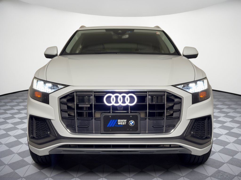 Used 2023 Audi Q8 Premium Plus AWD/4WD image 6