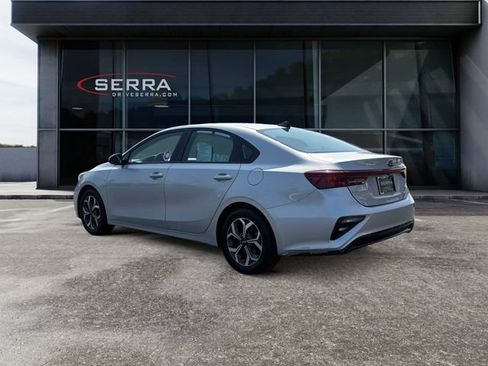 Used 2021 Kia Forte LXS FWD image 3