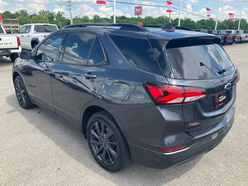 Used 2022 Chevrolet Equinox RS w/ RS Leather Package FWD image 5