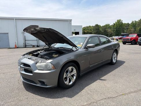 Used 2012 Dodge Charger R/T RWD image 26