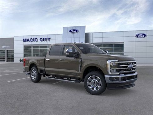 New 2026 Ford F250 Lariat w/ Chrome Package image 7