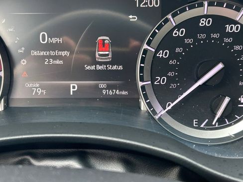 Used 2022 Toyota Highlander Platinum FWD image 40