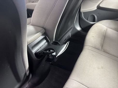 Used 2019 Hyundai Elantra Value Edition FWD image 23