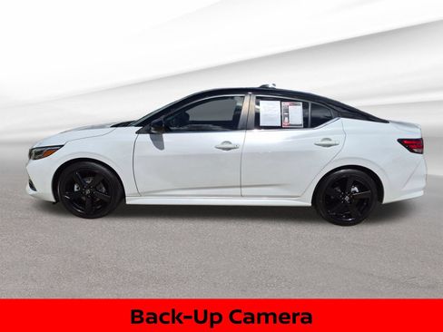 Certified 2022 Nissan Sentra SR w/ SR Premium Package FWD image 11