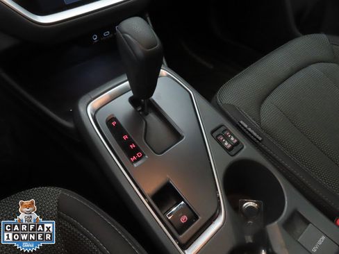 Used 2024 Subaru Crosstrek 2.0i Premium image 18