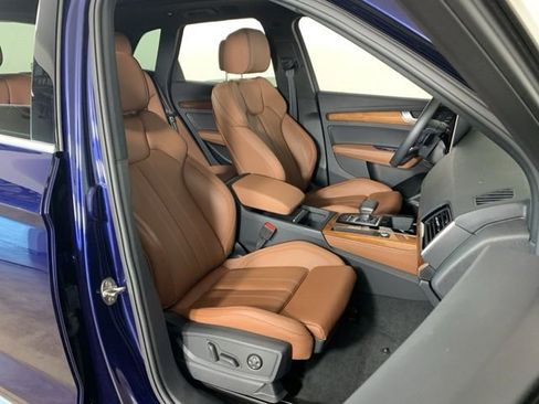 Used 2023 Audi Q5 2.0T Prestige w/ Prestige Package image 39