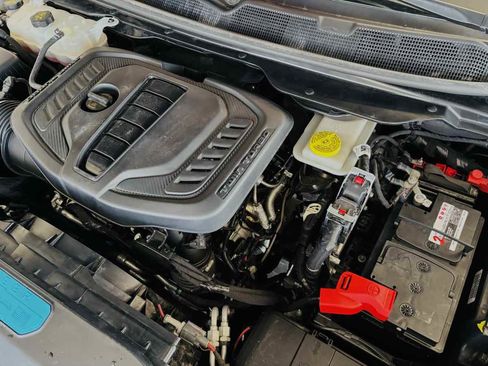 Used 2024 Jeep Wagoneer Series III AWD/4WD image 20