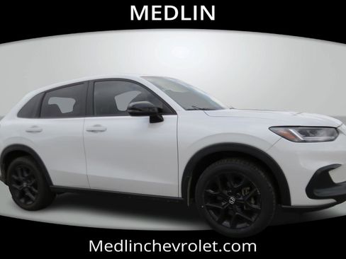 Used 2024 Honda HR-V Sport image 1