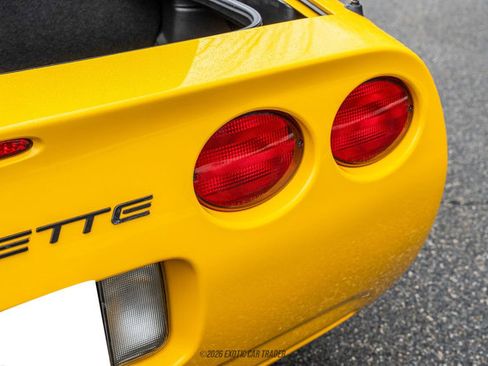 Used 2001 Chevrolet Corvette Convertible w/ Preferred Equipment Group2 image 54