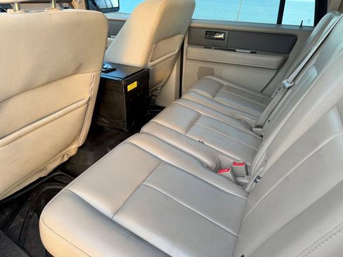 Used 2011 Ford Expedition EL XL image 13