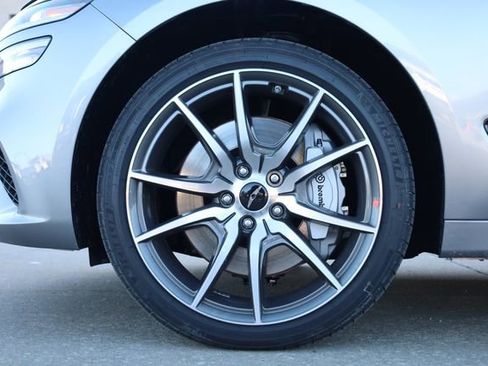 New 2026 Genesis G70 2.5T image 8