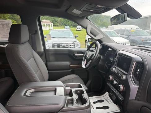 Used 2019 GMC Sierra 1500 SLE w/ SLE Value Package AWD/4WD image 38