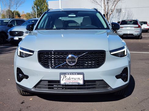 New 2026 Volvo XC40 B5 Plus w/ Protection Package Premier image 5