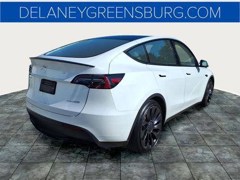 Used 2023 Tesla Model Y Performance AWD/4WD image 3