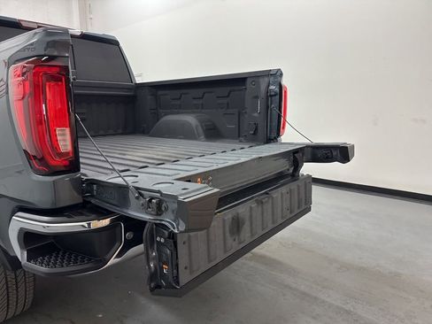 Used 2019 GMC Sierra 1500 SLT image 15