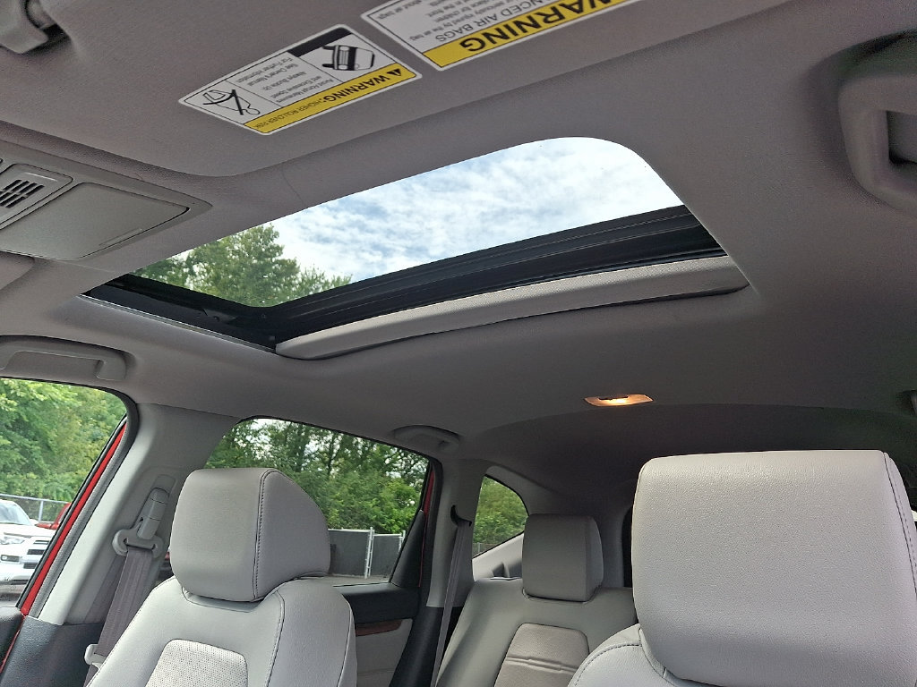 Used 2020 Honda CR-V Touring image 14