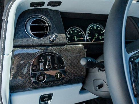 Used 2024 Rolls-Royce Cullinan Black Badge image 95