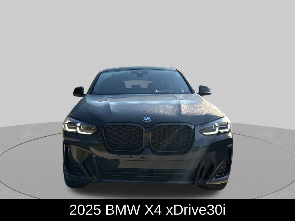 Used 2025 BMW X4 xDrive30i w/ Premium Package AWD/4WD image 3